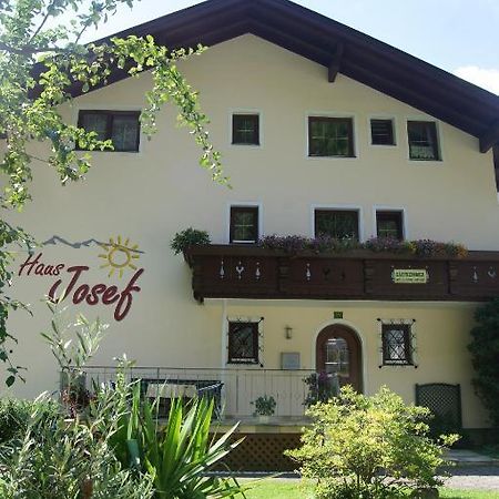 Haus Josef Bed and Breakfast Mayrhofen Exteriör bild